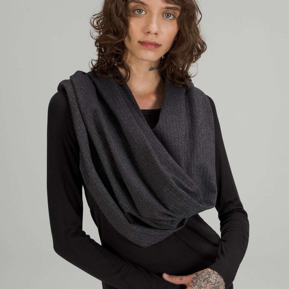 Lululemon Customizable Snap Scarf- Heathered Harringbone - Picture 1 of 11